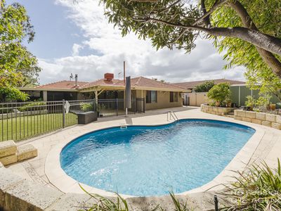 16 Ranleigh Way, Greenwood