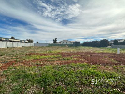 51 Violet Circuit, Dubbo