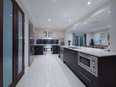 1 Feathertail Pl, Gumdale
