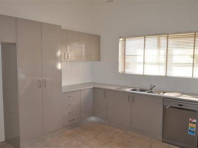13 Spring Street, Forbes