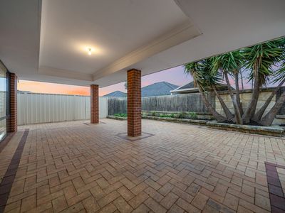 22 Leichhardt Crossing, Hammond Park