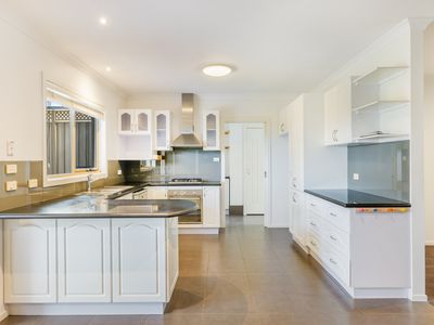 100a Halloran Drive, Jerrabomberra