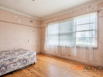 251 Peel Street, West Bathurst