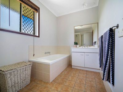 14 Garrard Street, Upper Coomera