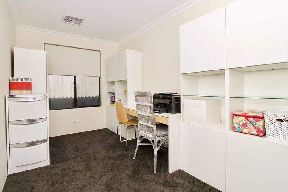 2 Whinhill Loop , Baldivis