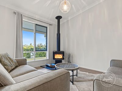5 Inverleigh Court , Beerwah