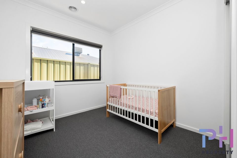 6 Willowbank Court, Epsom