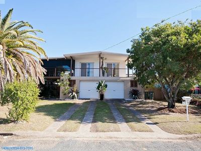 13 Gibbs Street, Urangan