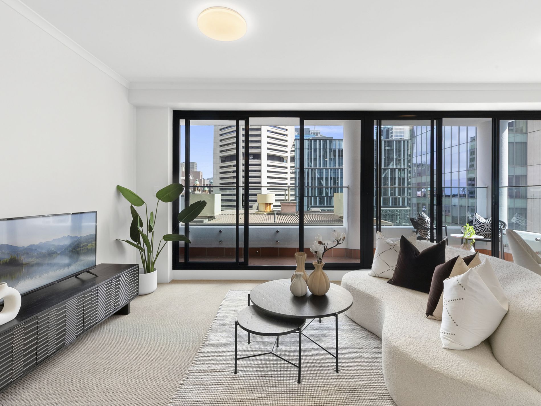 2003 / 1 Hosking Place, Sydney