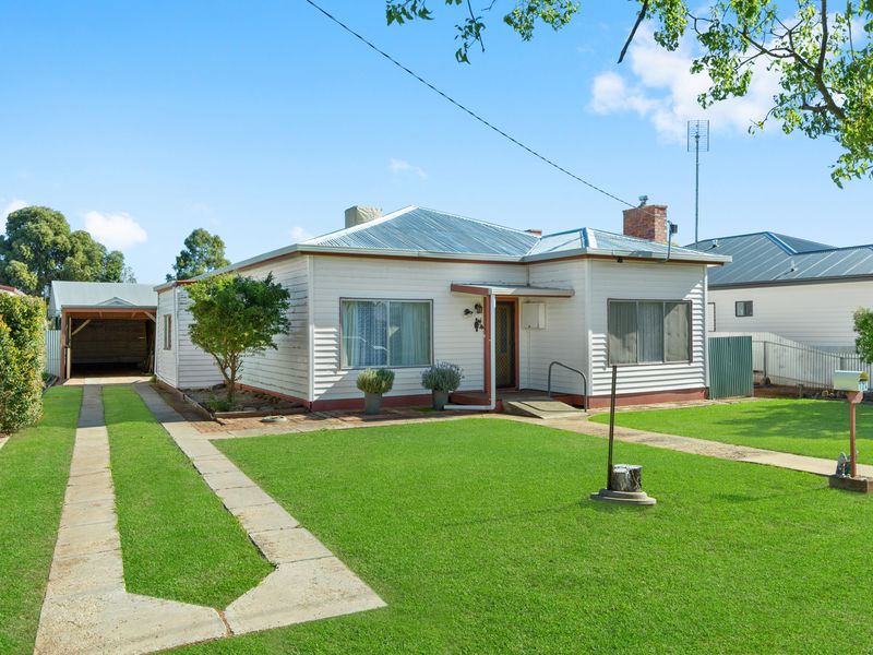 104 Cleeland Place, Kerang
