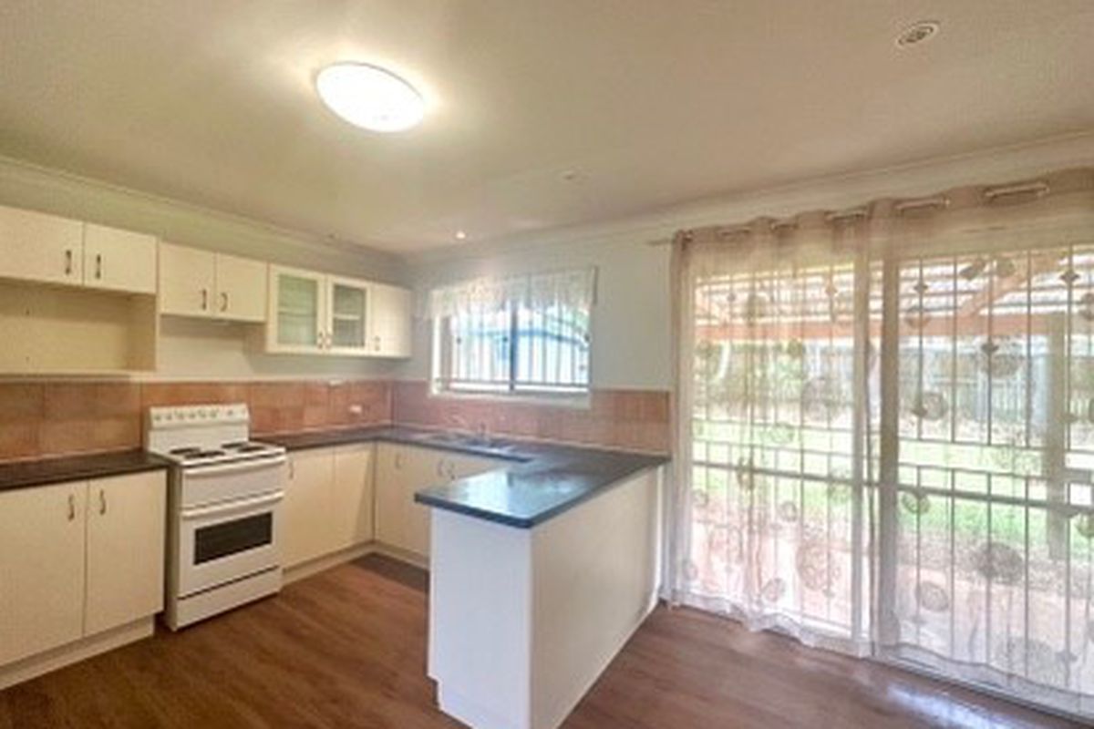 28 Taylor Cres, Cleveland