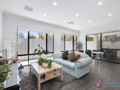 76 Wisteria Parade, Edgewater