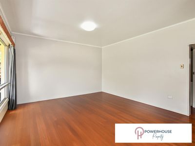 60 River Ave, Mighell