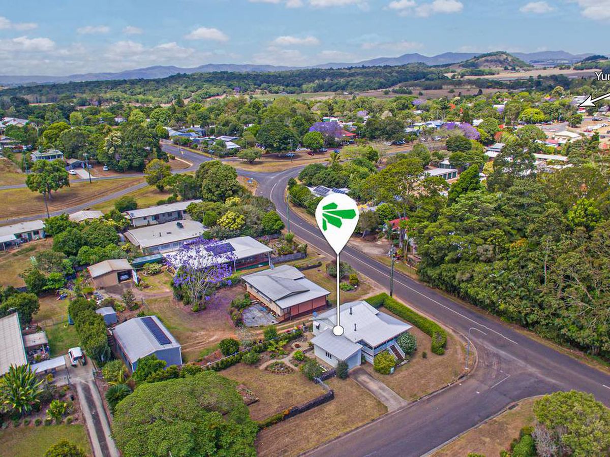 10 Barrine Road, Yungaburra