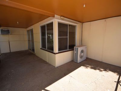 33 Crane Street, Longreach