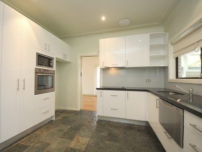 8 Fenwick Avenue, Roselands