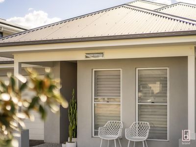 5 Jasper Avenue, Hamlyn Terrace
