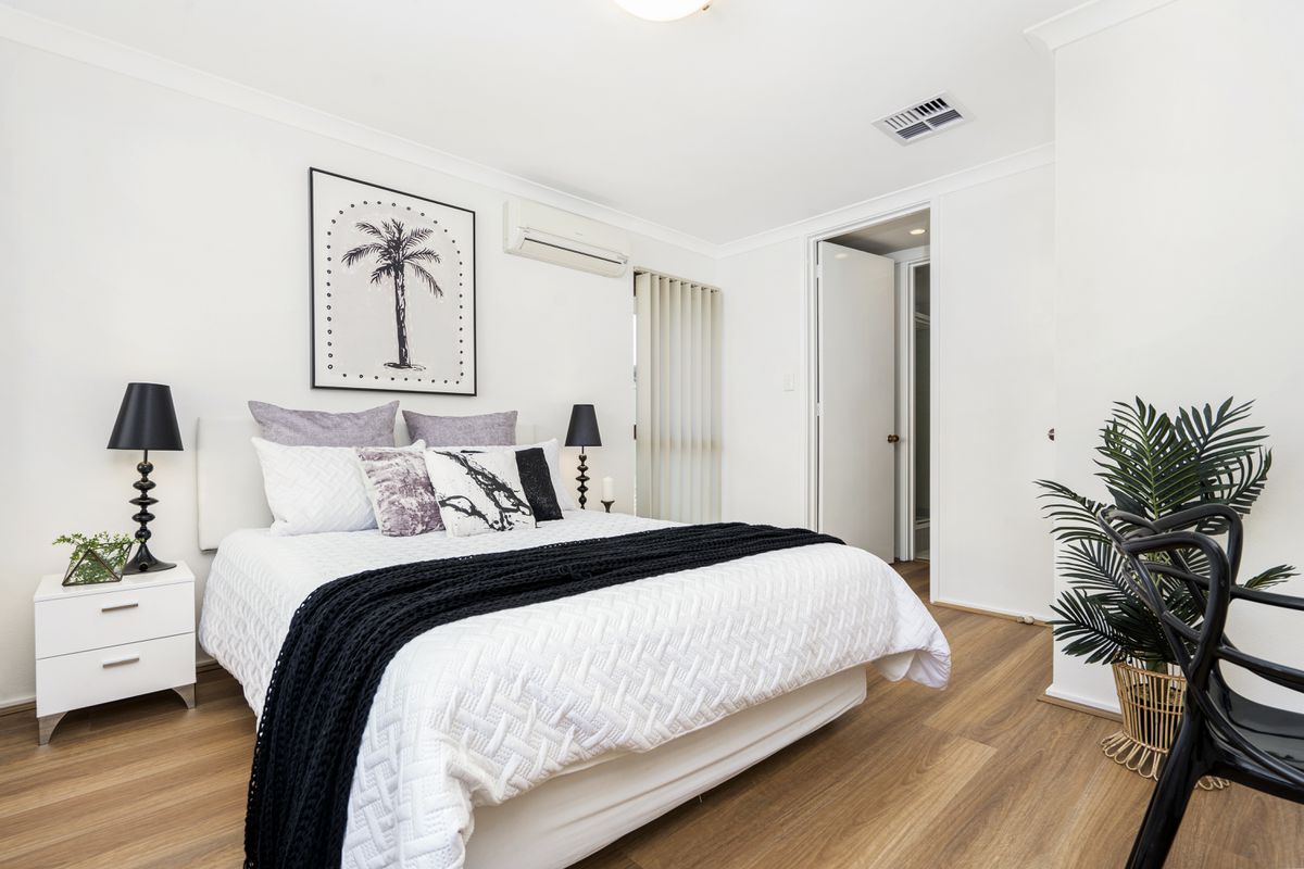 33 Riga Crescent, Willetton