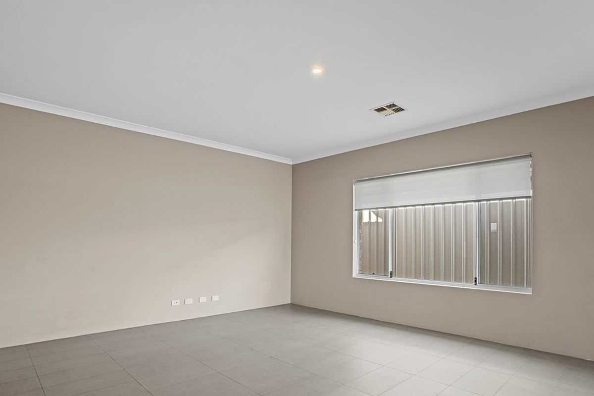 21 Pinelle Parkway, Aubin Grove