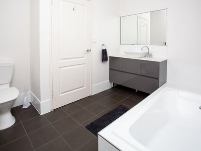 1 / 5 Erromango Drive, Jubilee Pocket