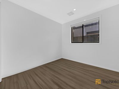 24 Egret Street, Beveridge