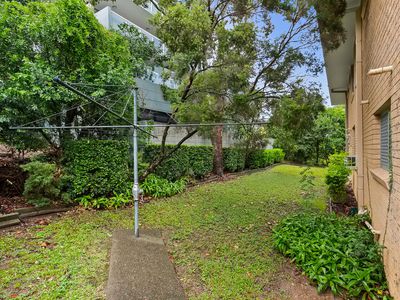 4 / 24 Lima Street, Auchenflower