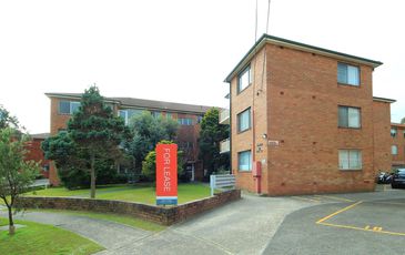 9 / 2 Gray Crescent, Eastlakes