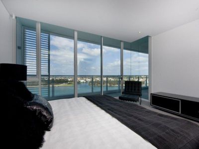 902 / 5 Marco Polo Drive, Mandurah