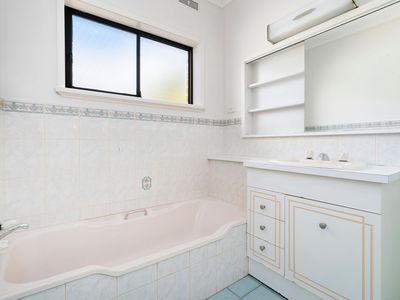 428 PARKVIEW CRESCENT, Lavington