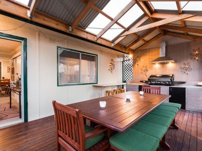 60 Benga Avenue, Dandenong