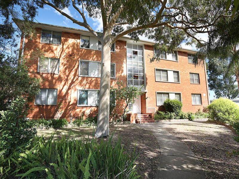 3 / 33-35 Marlene Cres, Greenacre