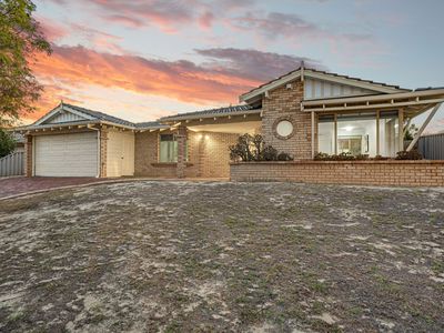89 Aitken Drive, Winthrop