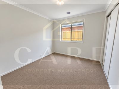 34 Carcoola Rise, Clyde North