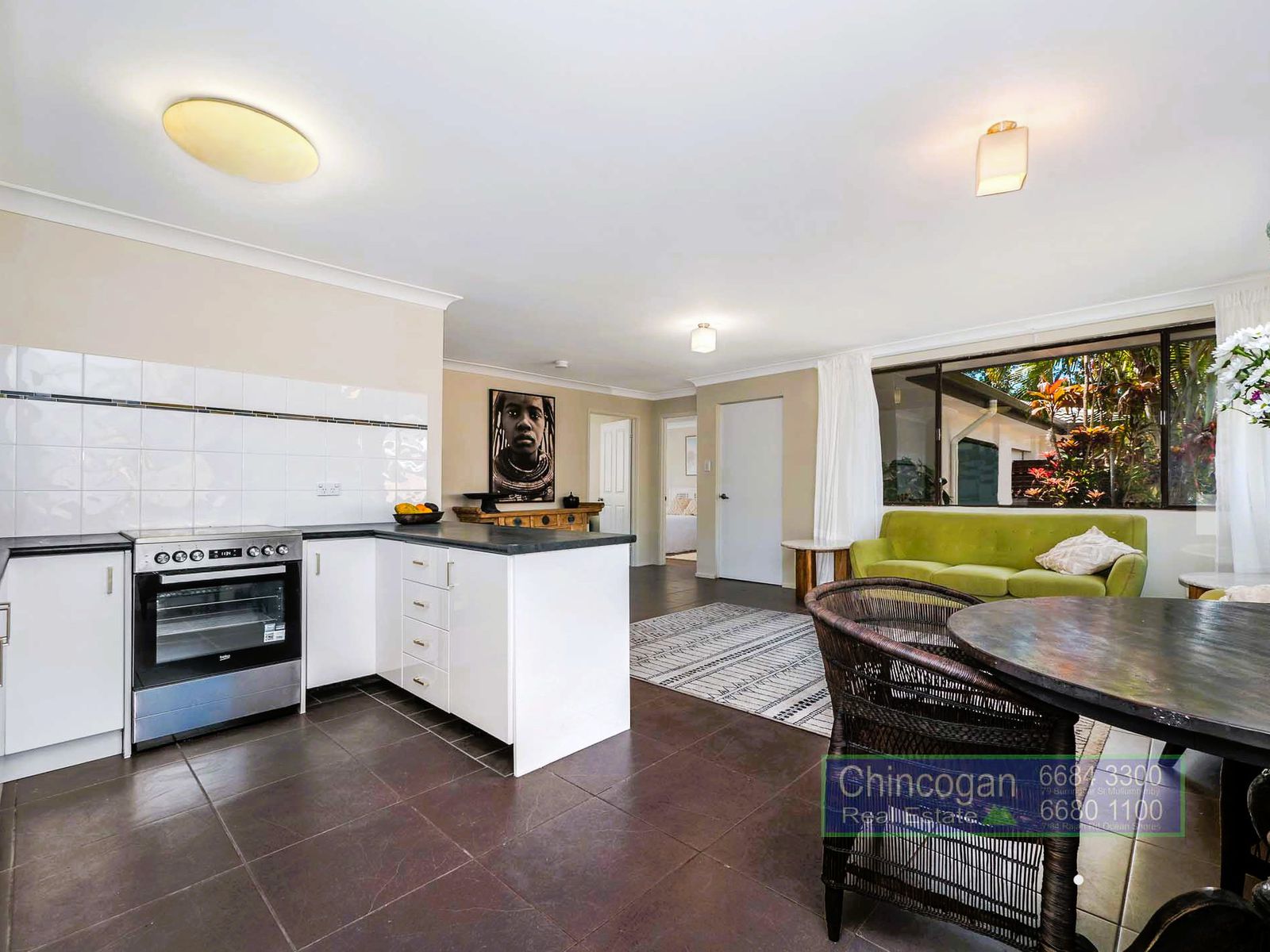 1 / 6 Boondoon Crescent, Ocean Shores