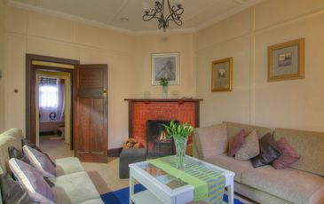 1 Railway Avenue, Beaconsfield