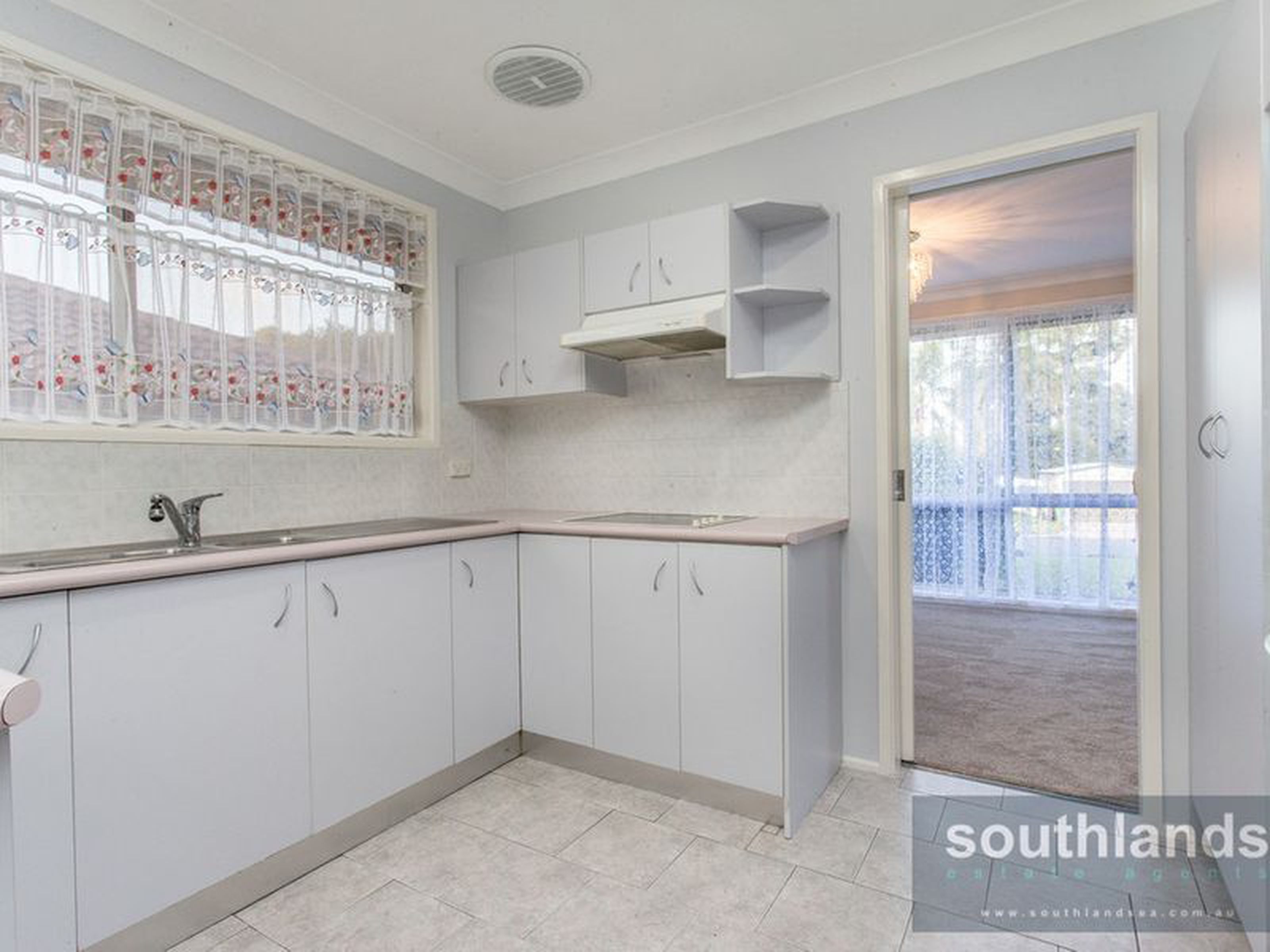 14 Lowanna Drive, SOUTH PENRITH