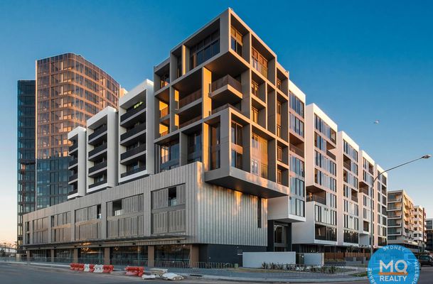 1004 / 10 Burroway Road, Wentworth Point