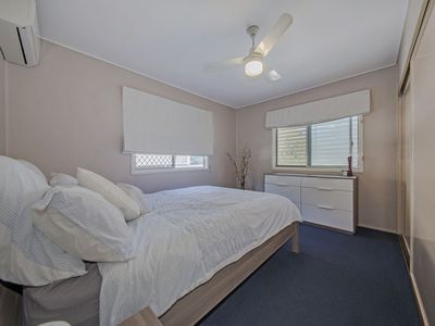 156 Kamarin Street, Manly West