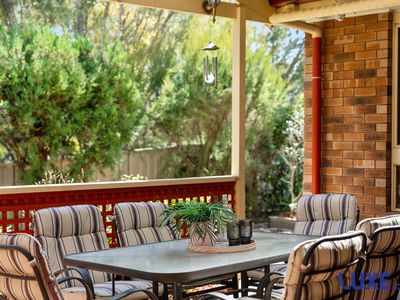 16 Gratton Place , Isaacs