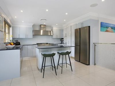 100 Matson Crescent, Miranda