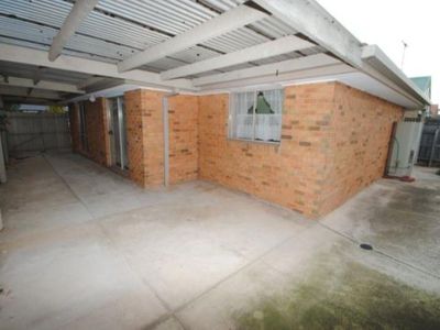 14 St Lawrence Close, Werribee