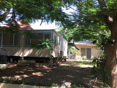 11 DUNDEE LANE, Queenton