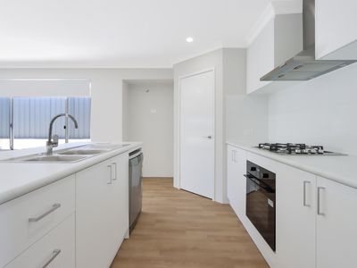 6 Sentosa St, Baldivis
