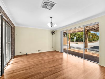 19 Iandra Loop, Willetton