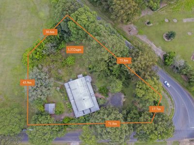 57 Crittenden Road, Glass House Mountains
