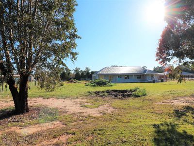 12 Farrah Place, Avenel