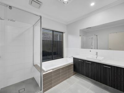 5 Ciliata Street, Cranbourne North