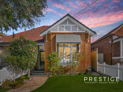 8a Woodford Road, Rockdale