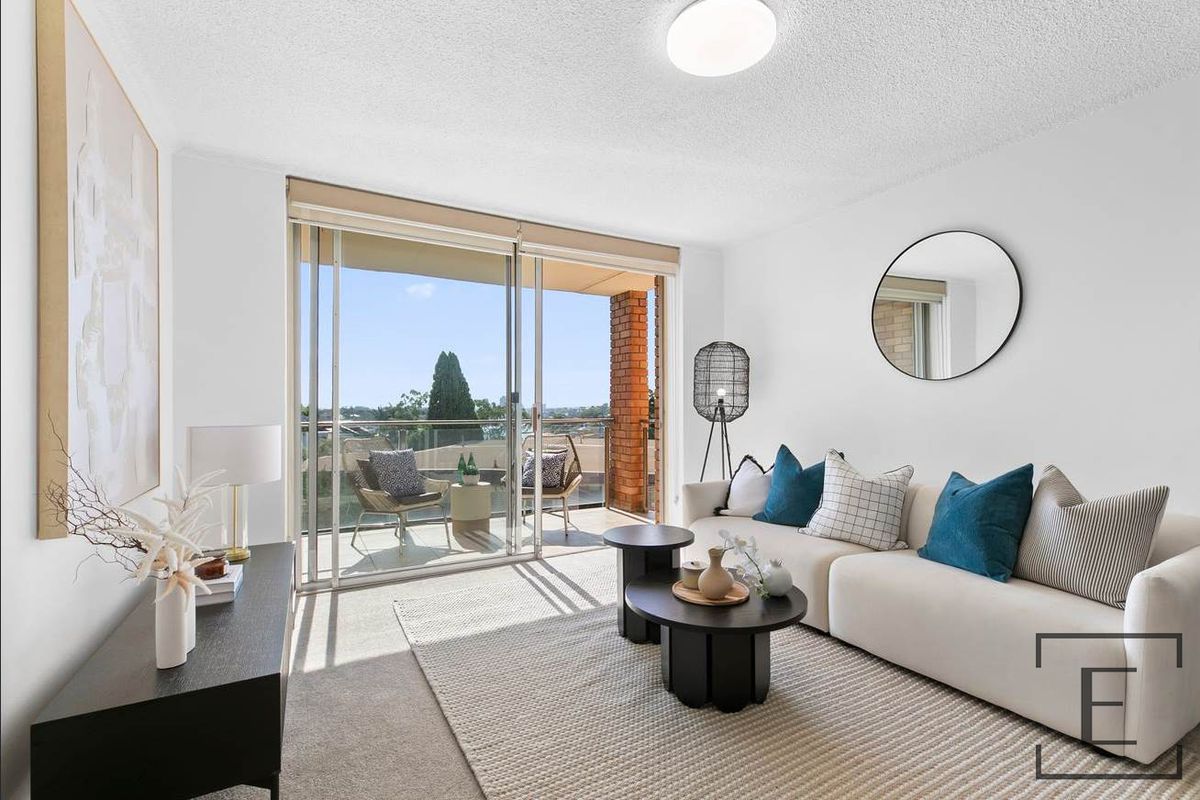 13 / 2 Bortfield Drive, Chiswick