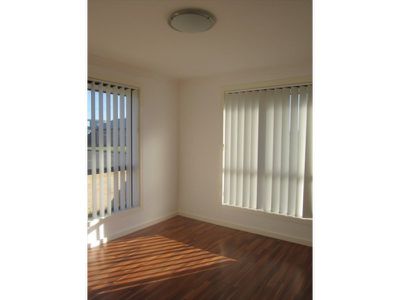 3 / 8 Acacia Street, Windang